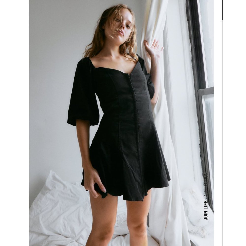 NWT ZARA SWEETHEART NECKLINE DRESS